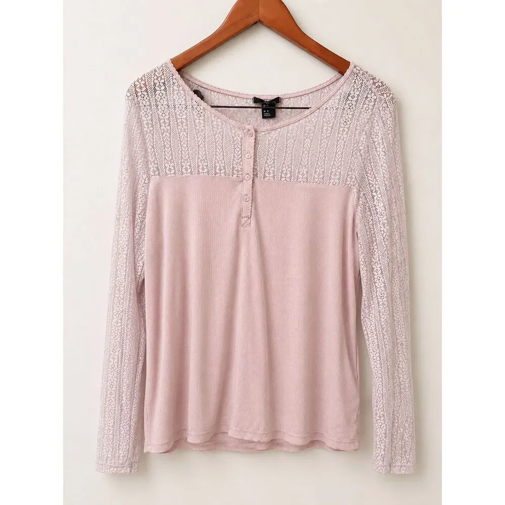 H&M Women Size M Soft Blush Pink Lace Yoke Henley Top Romantic Coquette Pullover